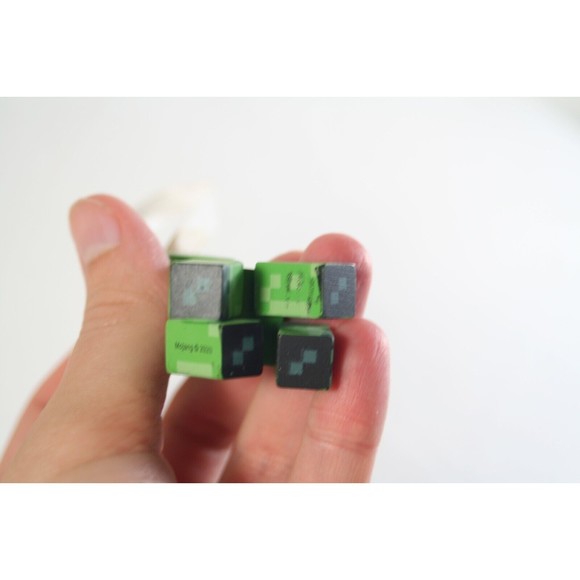 Mojang Minecraft Creeper Ornament 2020 Christmas Green Mob 3D Hanging - Picture 5 of 7